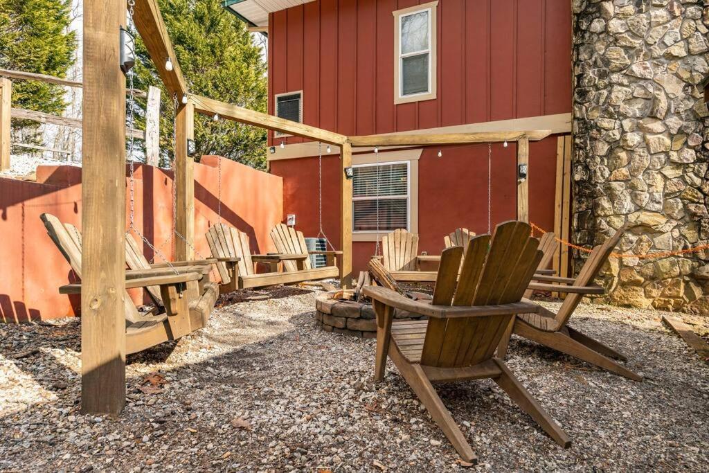 Red Rooster Family Cabin W/Hot Tub+Fire Pit+View Franklin Extérieur photo