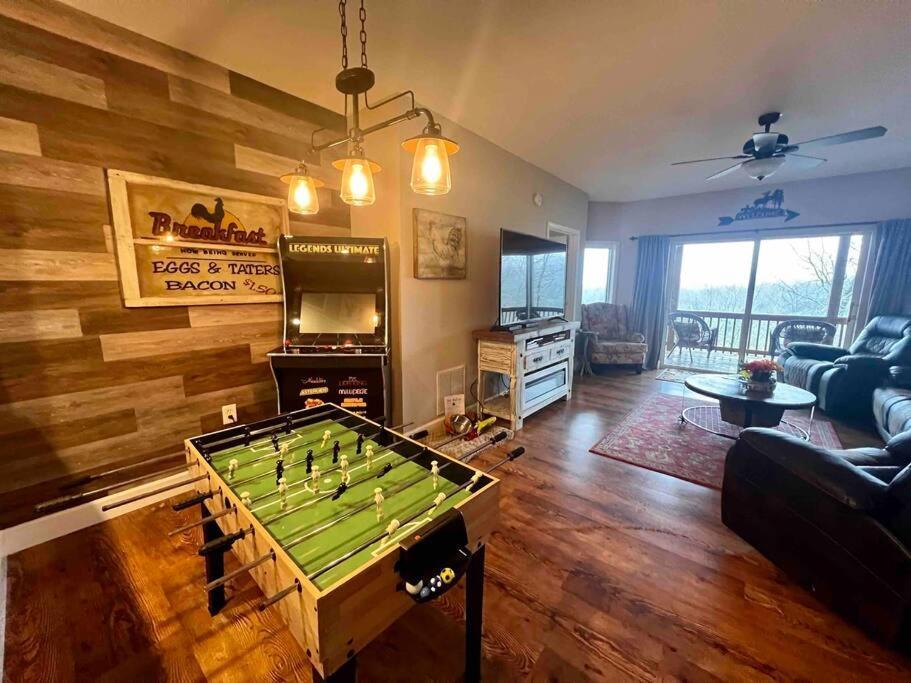 Red Rooster Family Cabin W/Hot Tub+Fire Pit+View Franklin Extérieur photo