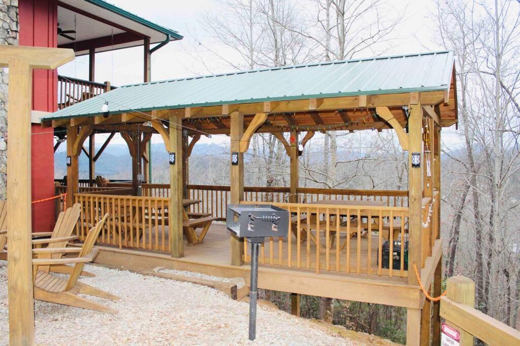 Red Rooster Family Cabin W/Hot Tub+Fire Pit+View Franklin Extérieur photo