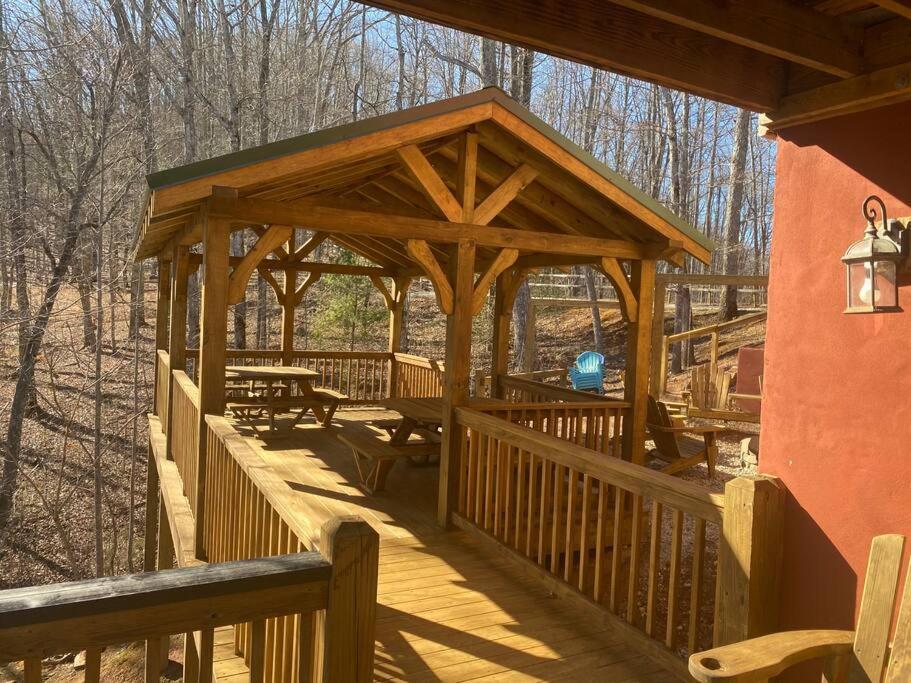 Red Rooster Family Cabin W/Hot Tub+Fire Pit+View Franklin Extérieur photo