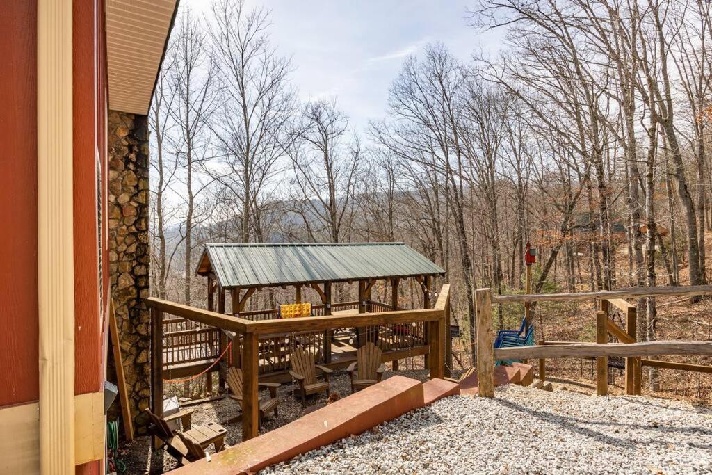 Red Rooster Family Cabin W/Hot Tub+Fire Pit+View Franklin Extérieur photo