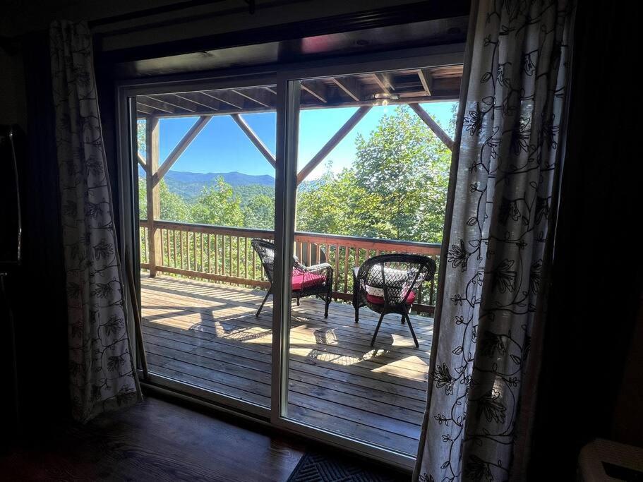 Red Rooster Family Cabin W/Hot Tub+Fire Pit+View Franklin Extérieur photo